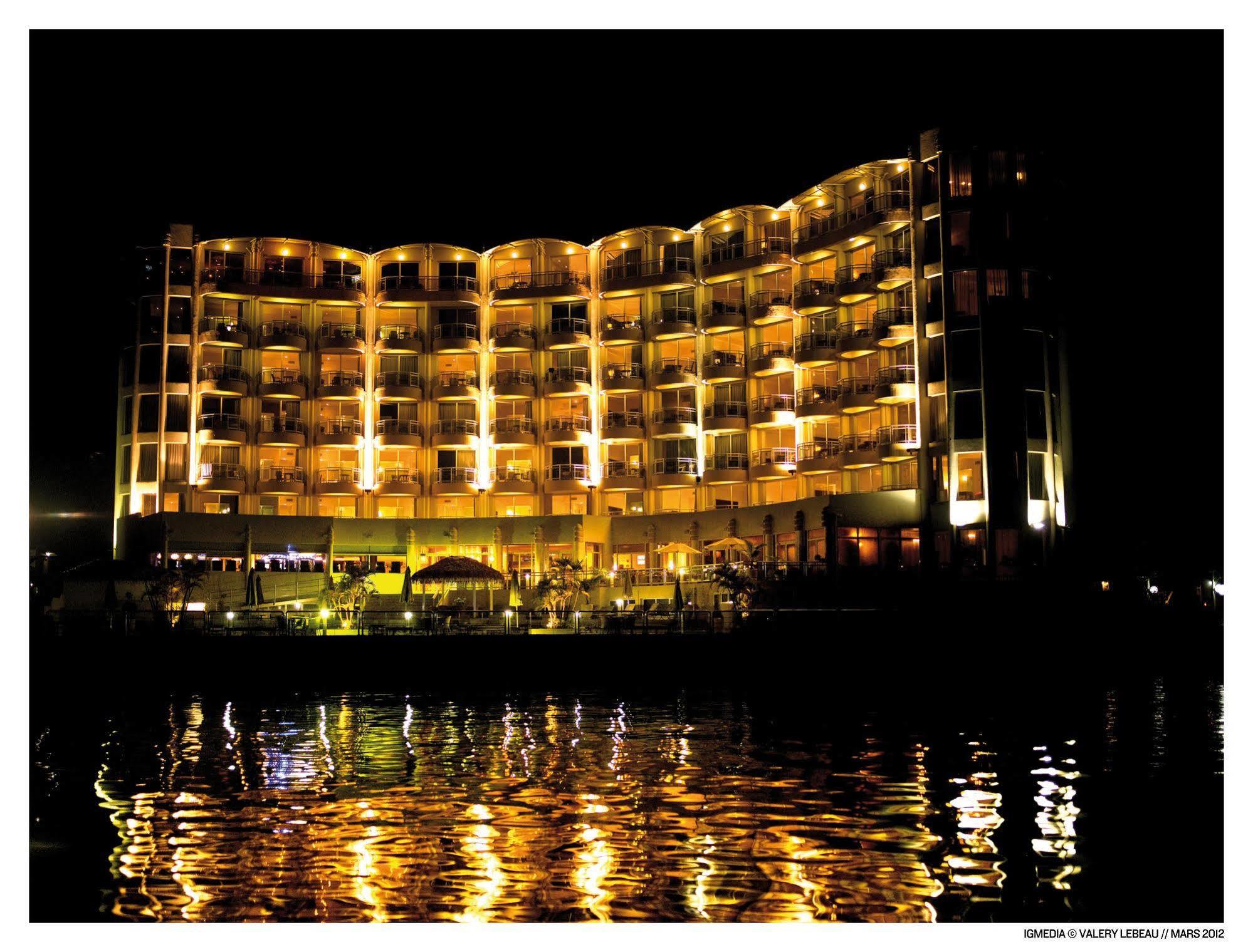 Grand Hotel & Casino Порт-Вила Экстерьер фото