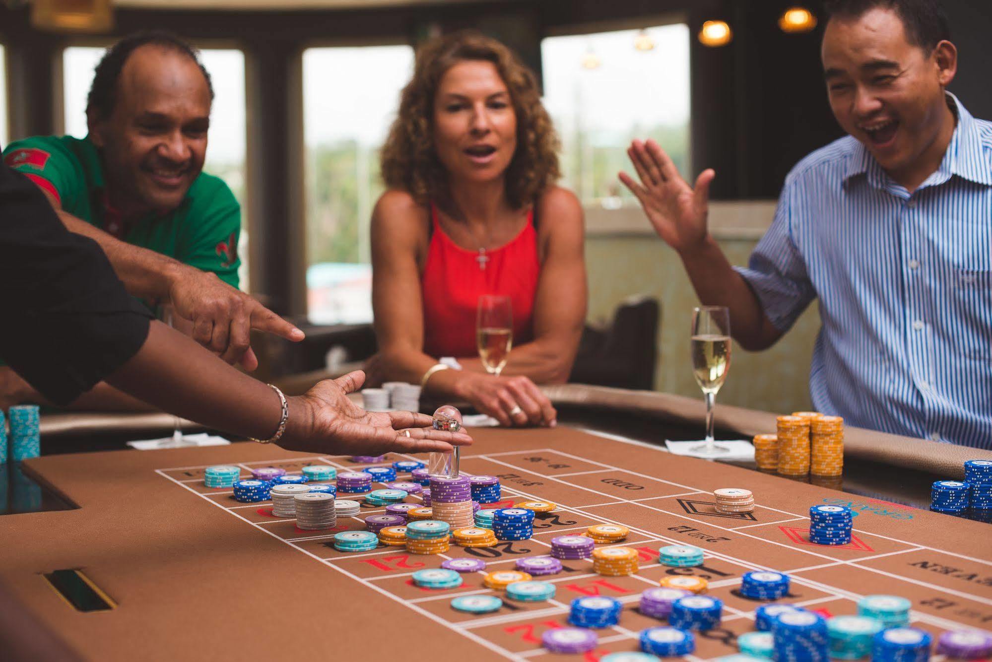 Grand Hotel & Casino Порт-Вила Экстерьер фото